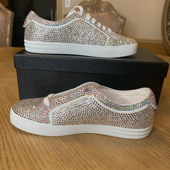 ❤️ AUTHENTIC CUSTOM CHANEL CHANEL SNEAKER - Picture 5 of 14